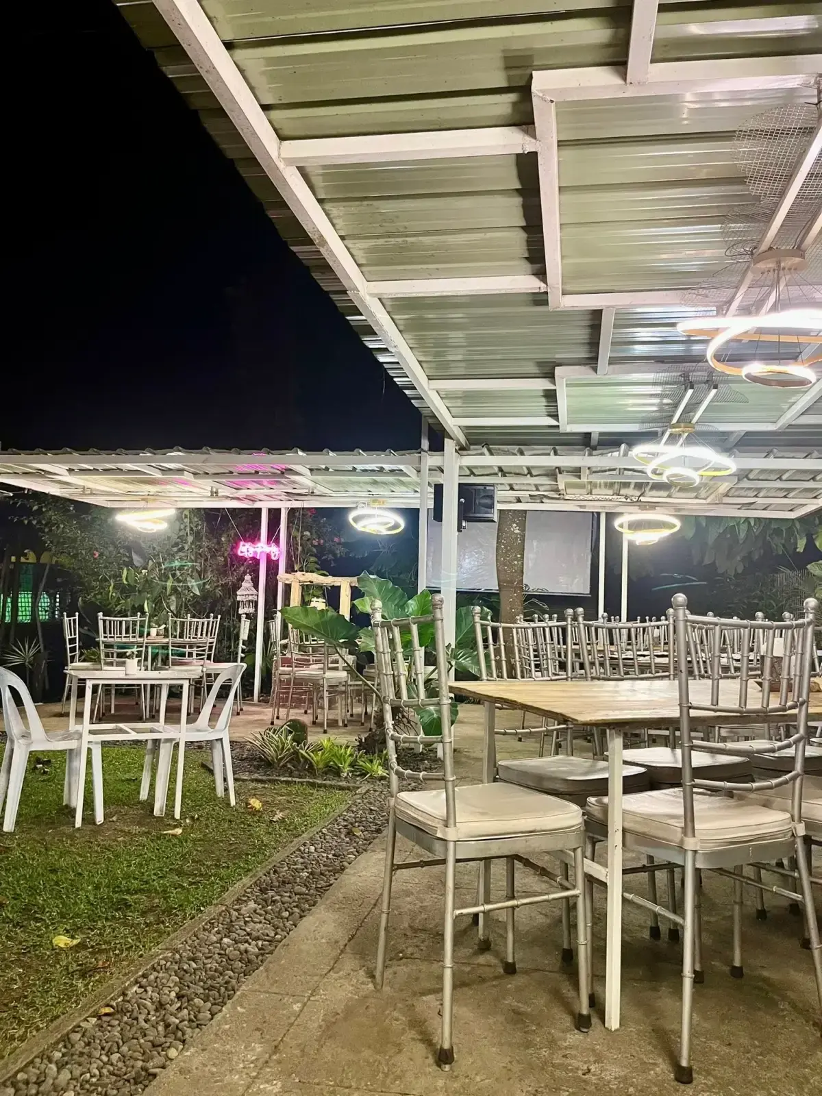 Chill Out Resort Experience